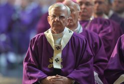 Wyobrażenie abpa Jędraszewskiego. Zamiast Jezusa, przed Piłatem stanęła ciężarna