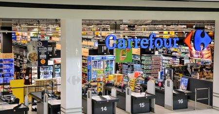 Carrefour planuje zwolnienia grupowe w Polsce. "W najbliższym czasie"