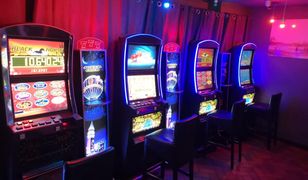 Odkrycie chorzowskich policjantów. Zamiast baru, jaskinia hazardu