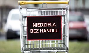 Zakaz handlu w niedziele. Polacy chcą zmian
