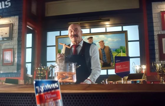 Piotr Zelt w kampanii parówek Krakus