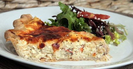 Przepis na quiche. Klasyczne danie kuchni francuskiej