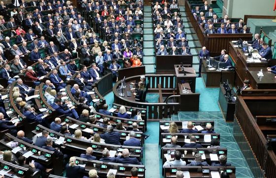 Sejm przeciw sprawozdaniu KRRiT. Ale za informacją o działalności RMN