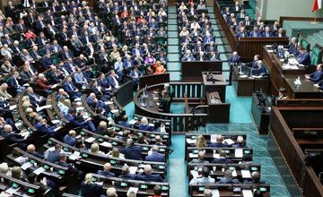 Sejm przeciw sprawozdaniu KRRiT. Ale za informacją o działalności RMN