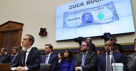 Facebook pozwał dwie firmy. Ich aplikacje wykradały dane użytkowników