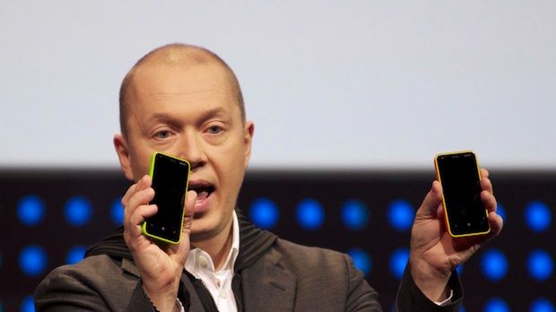 Nokia Lumia 620 pociągnie sprzedaż Windows Phone 8? 1