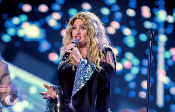 Beata Kozidrak z córkami w nowej reklamie Almette