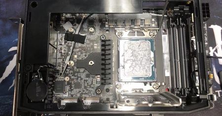 Tego jeszcze nie było. NUC 12 Extreme Edition z desktopowym CPU
