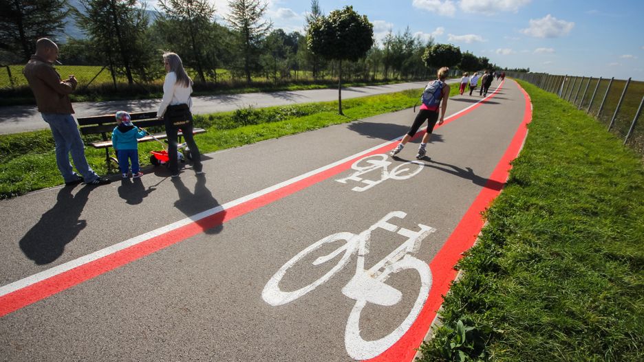 Bielsko-Biała. Tereny wokół lotniska są chętnie odwiedzane przez bielszczan.