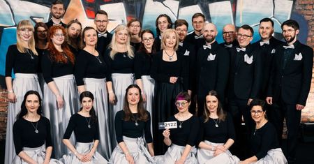 Sylwia Spustek z Ostrowca Świętokrzyskiego w finale "Mam Talent". Wystąpi z zespołem Luna Plena