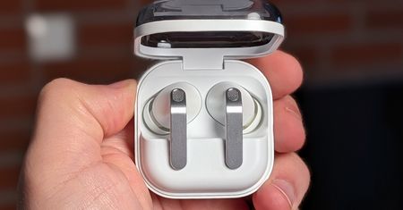 Samsung dowiózł. Test słuchawek Galaxy Buds 4 Pro