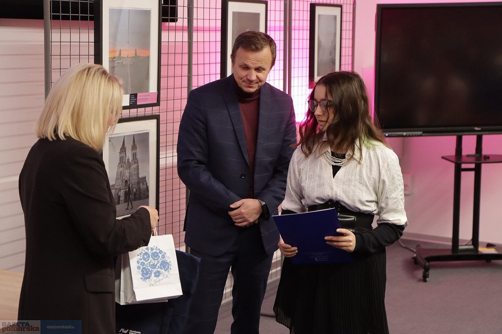 Tak przebiegała Gala Konkursu Fotografii Smartfonowej w Państwowej Akademii Nauk Stosowanych we Włocławku, 3 grudnia 2025 roku.