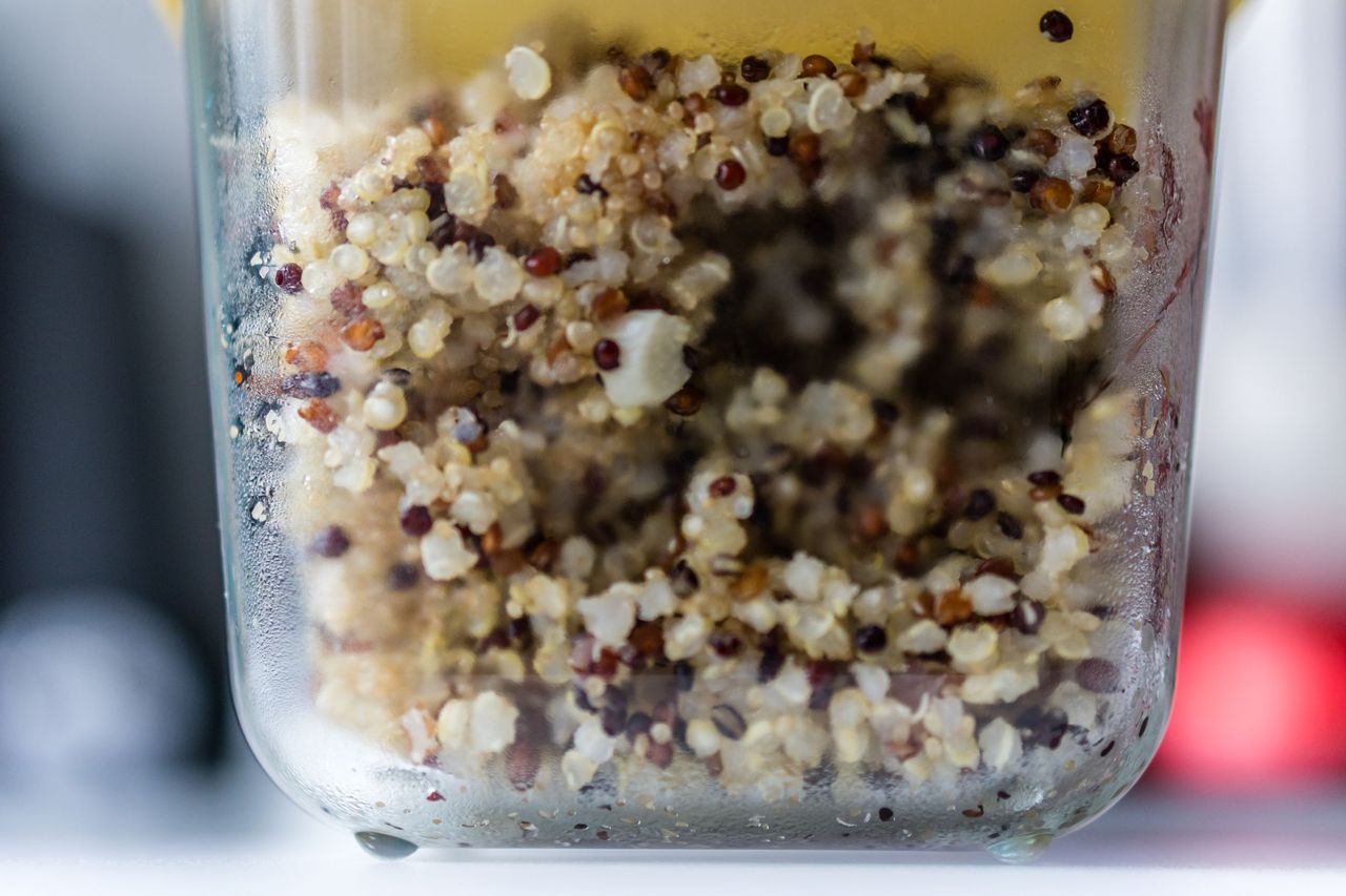 Co jeść, by zmniejszyć ryzyko raka? Produkty, za które jelita ci podziękują