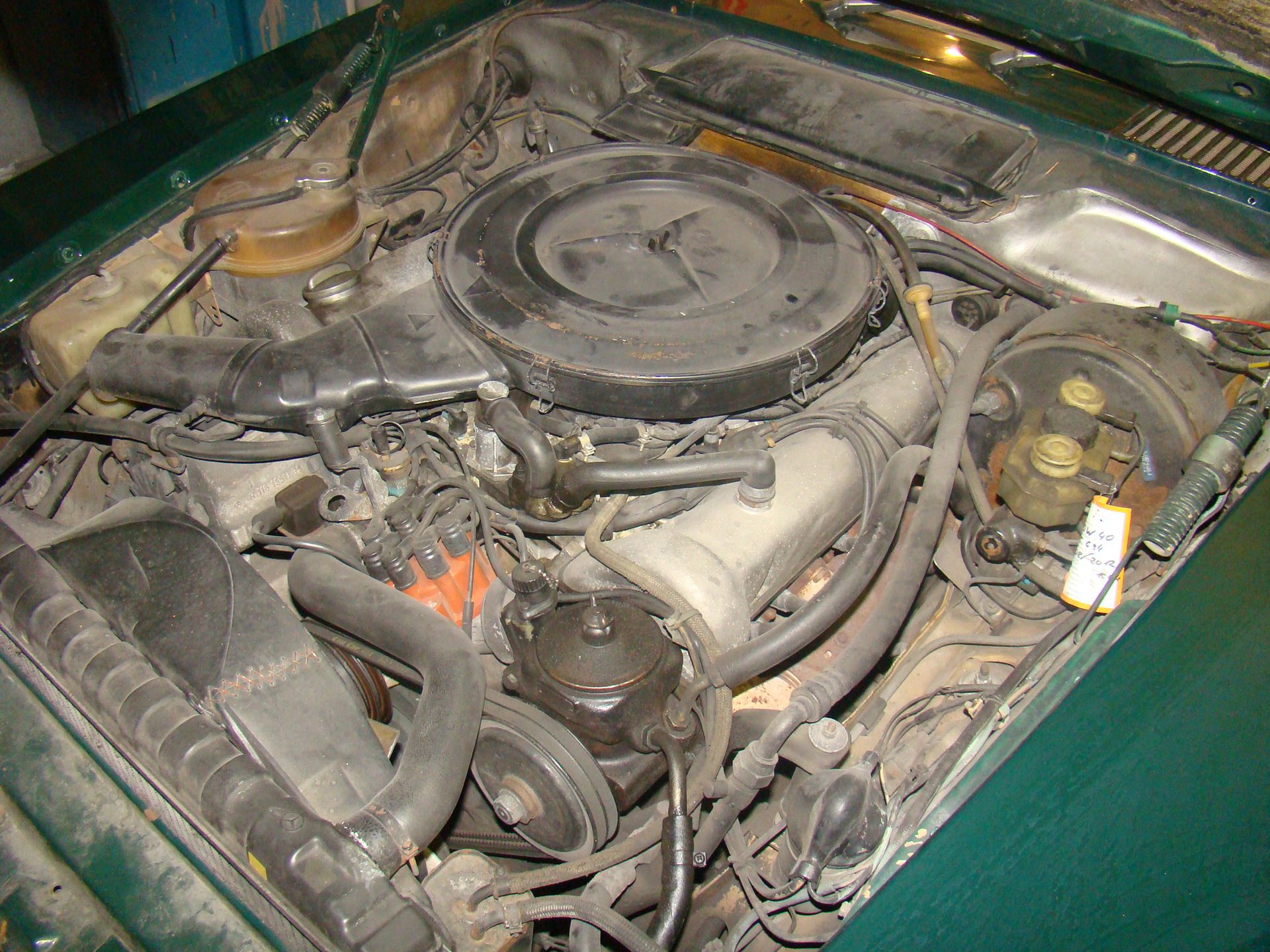 Mercedes M117 silnik