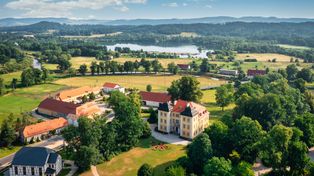 Pałac był na granicy ruiny. Dziś jest jedną z pereł Dolnego Śląska