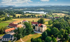 Pałac był na granicy ruiny. Dziś jest jedną z pereł Dolnego Śląska