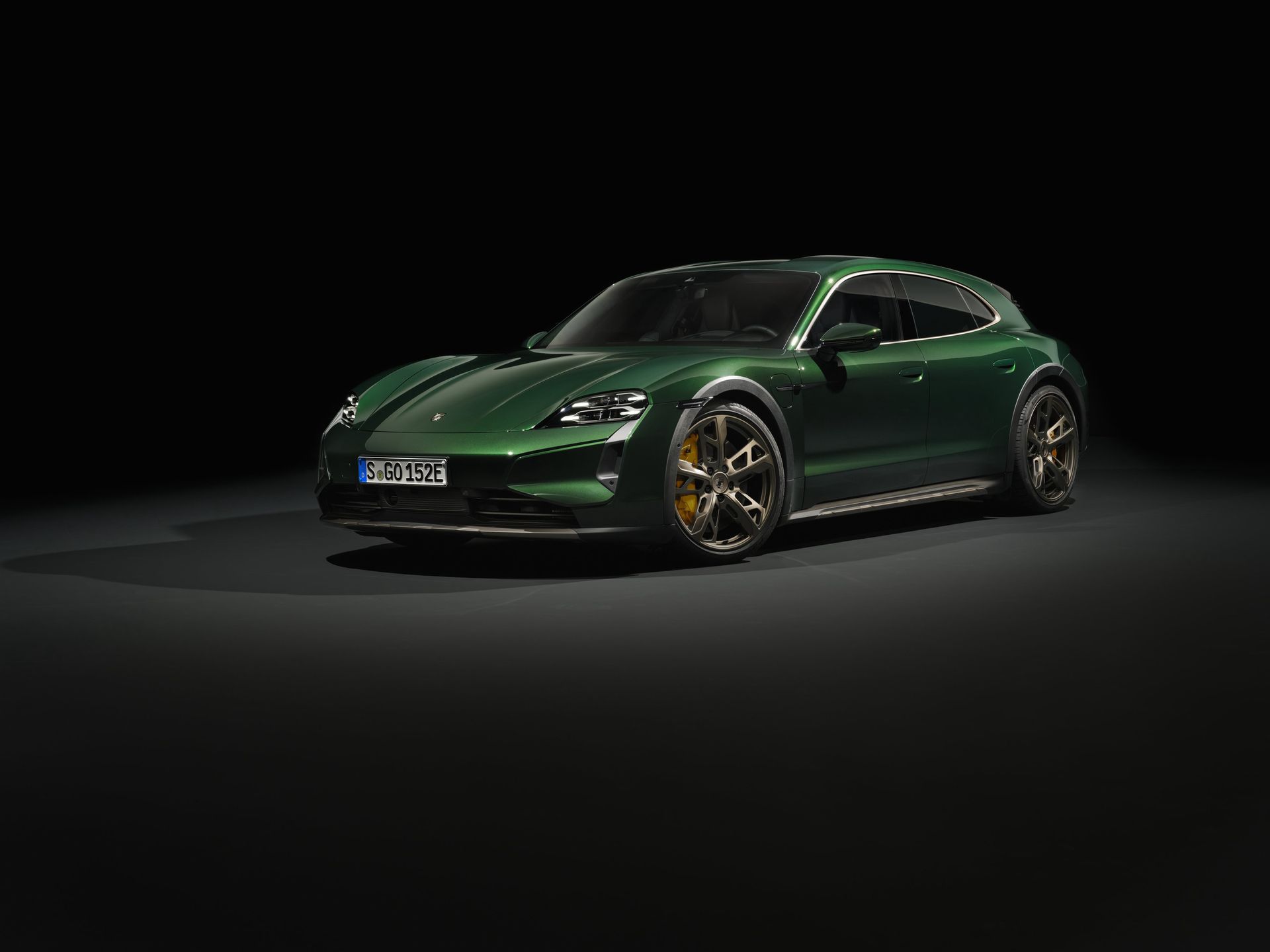 Porsche Taycan turbo Cross Turismo face lifting (2024) 