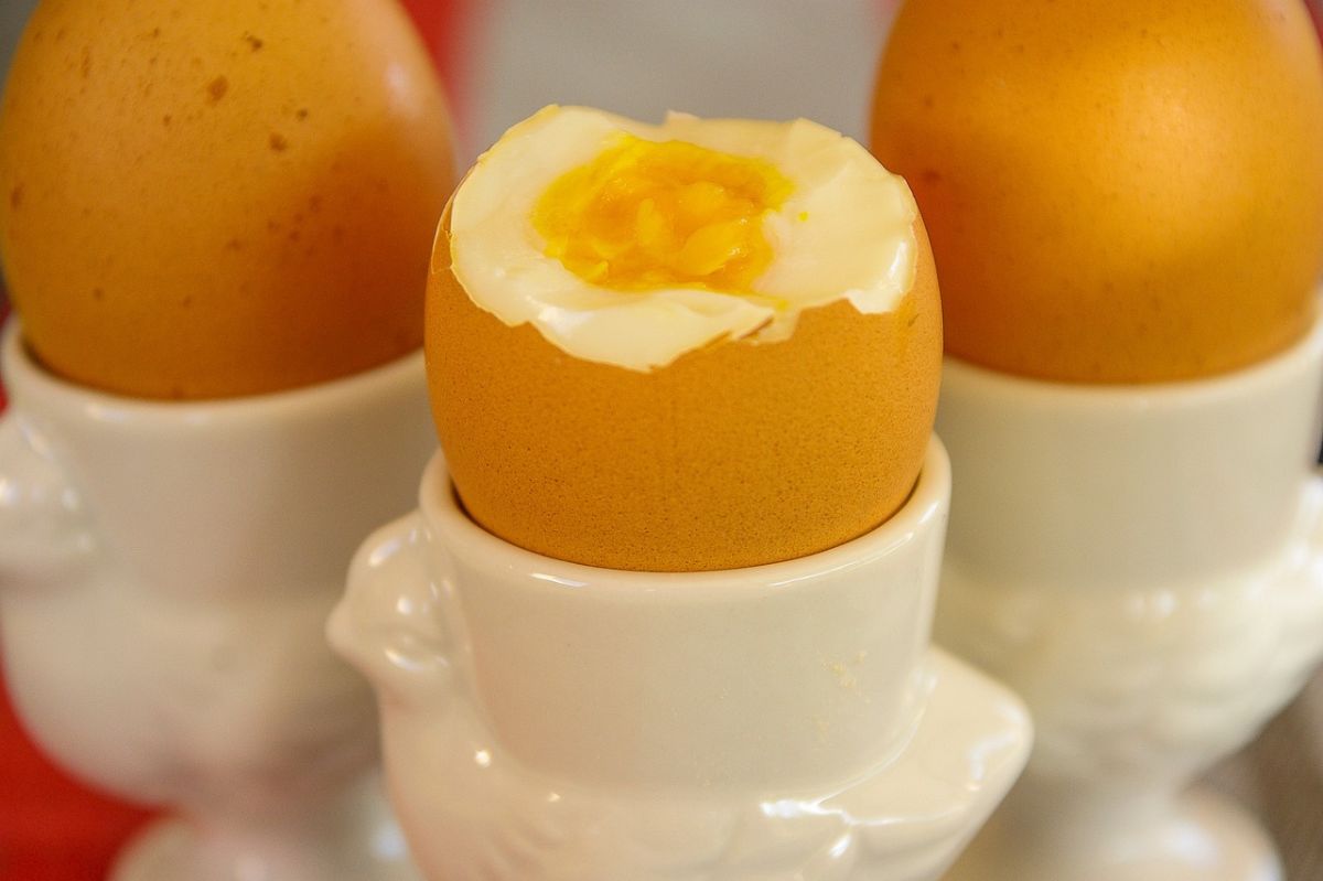 Jakie są przeciwwskazania do jedzenia jajek?