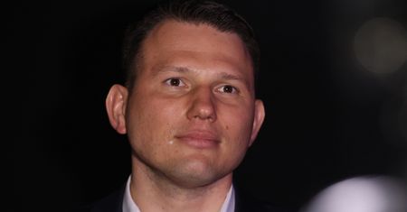 Fala oburzenia pod wpisem. "Chcecie uczyć chłopców, że wolno?"
