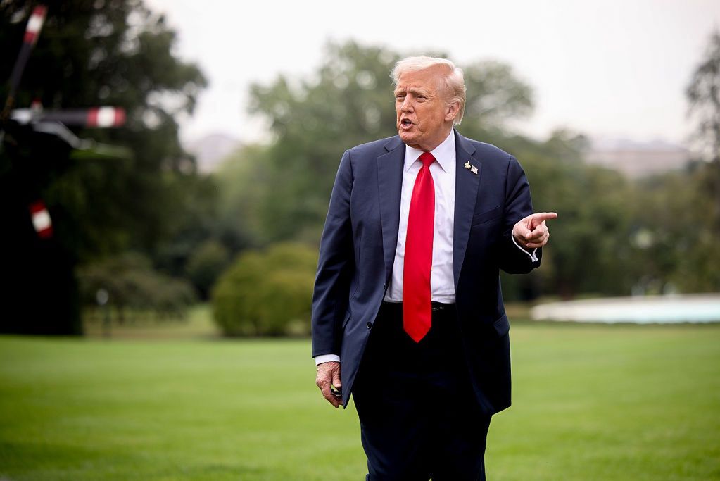 Trump obarcza winą Demokratów. "To oni powodują zwolnienia"