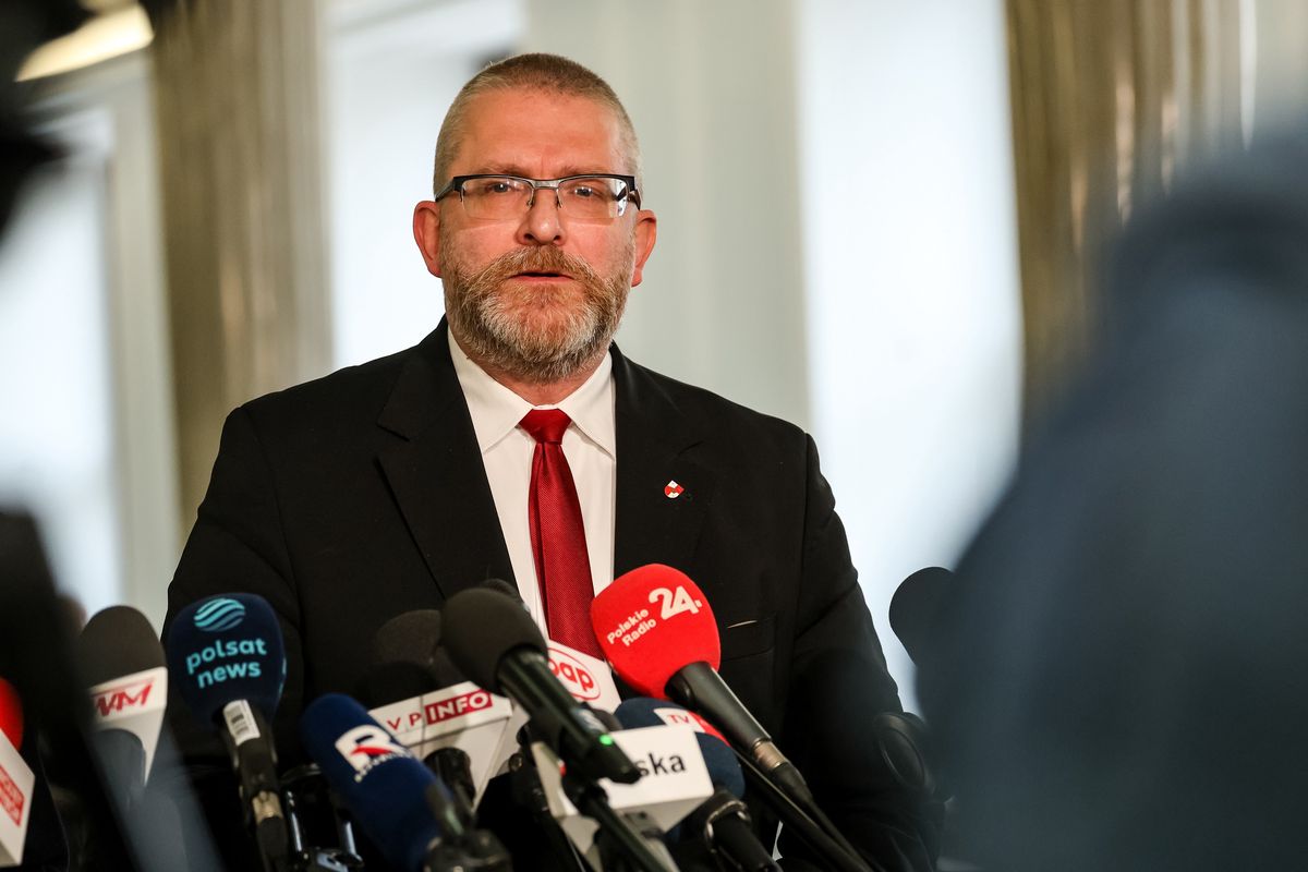 Oświadczenie majątkowe Grzegorza Brauna. Polityk ma niewielkie oszczędności