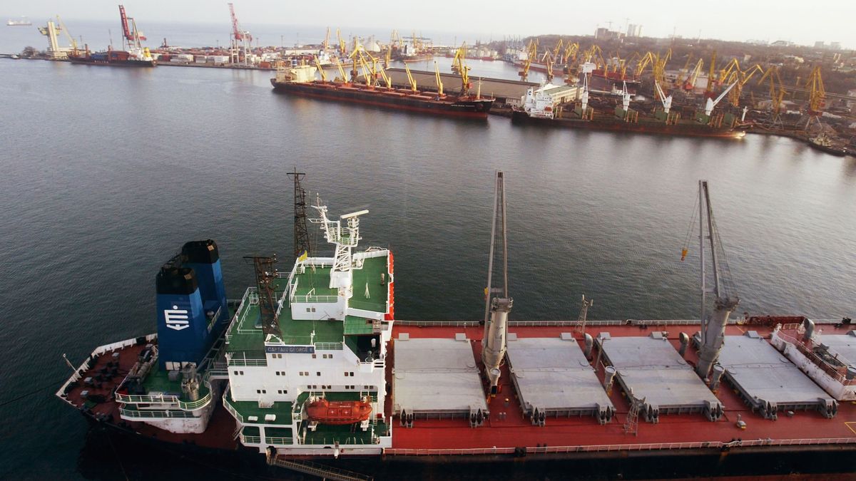 Ukraińskie porty blokowane są przez rosyjską marynarkę wojenną 