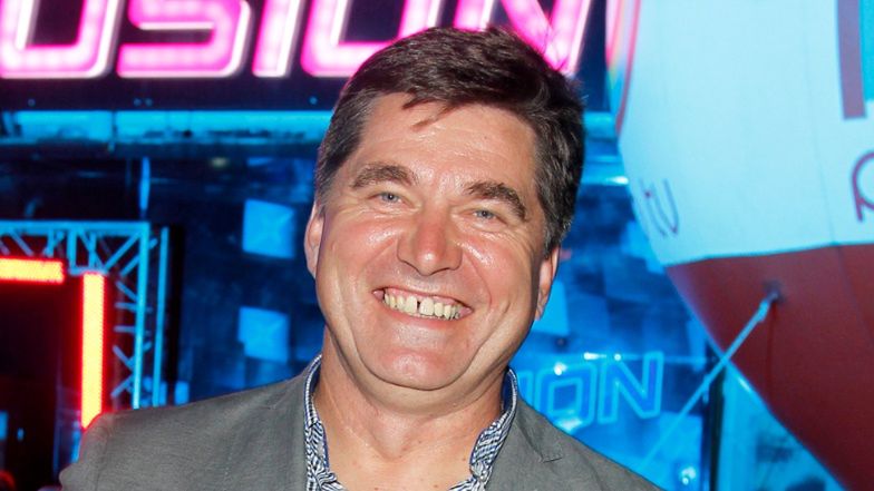 Sławomir Świerzyński nie hamował się na scenie. Rzucał frywolnymi żartami