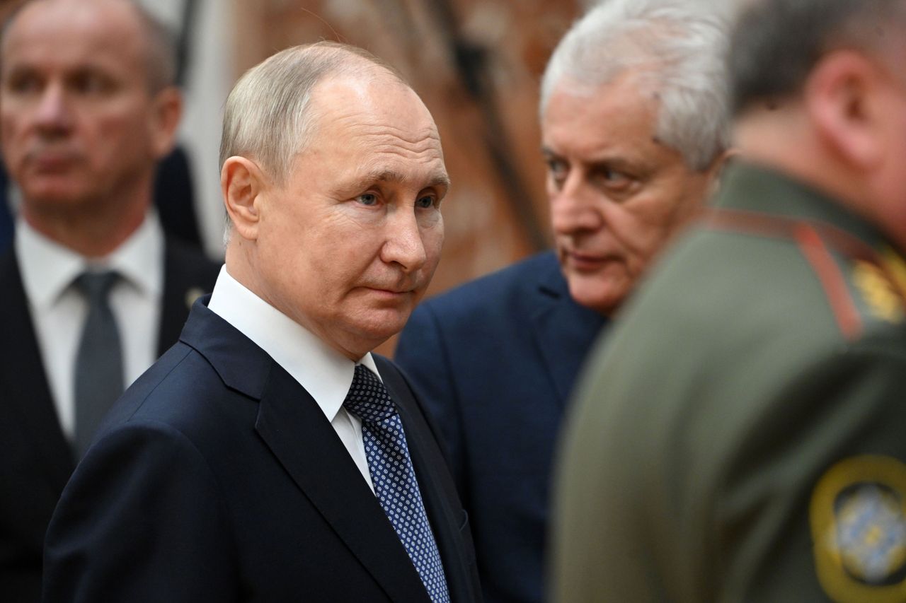 Putin makes an appearance at G20 Summit