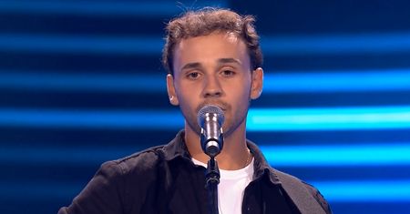 "The Voice of Poland": Poruszająca historia uczestnika. Stracił mamę jako nastolatek
