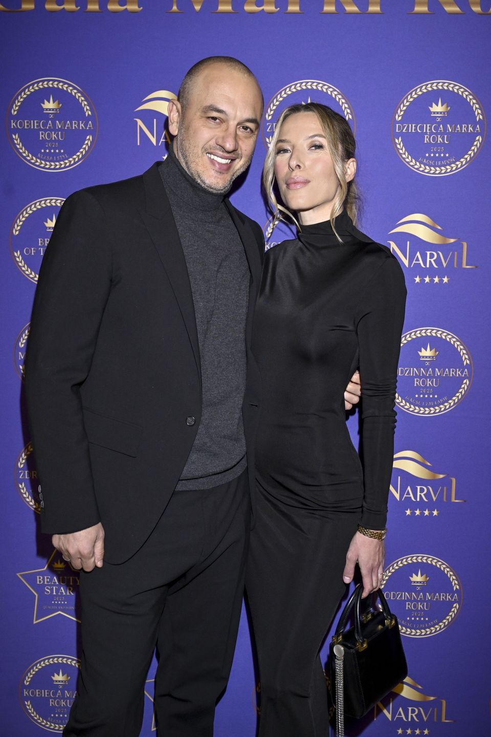 Lefteris Kavoukis, Ewa Chodakowska