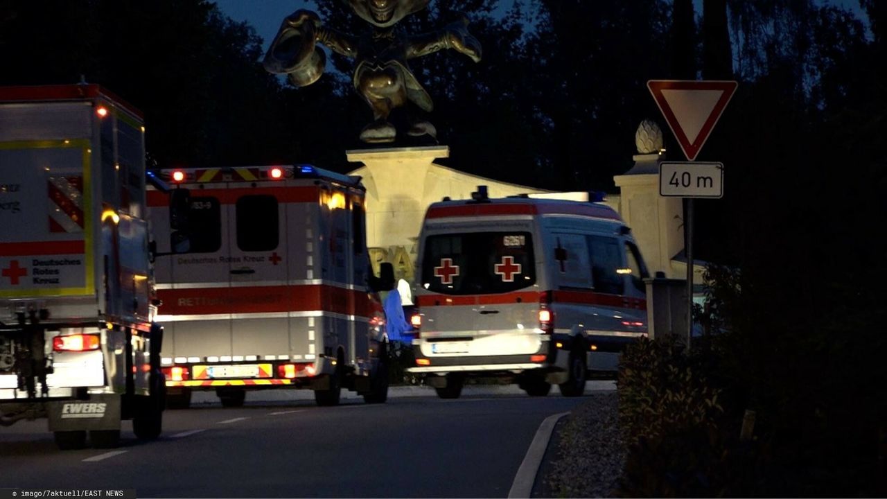22 uczniów rannych. Autokar w Niemczech nagle wypadł z drogi