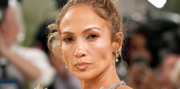 Jennifer Lopez OBURZYŁA internautów zachowaniem na MET Gali. Internauci grzmią: "Dramat. Bardzo lekceważący stosunek"