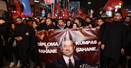 Zatrzymanie adwokata Ekrema Imamoglu. Kontrowersje wokół zarzutów