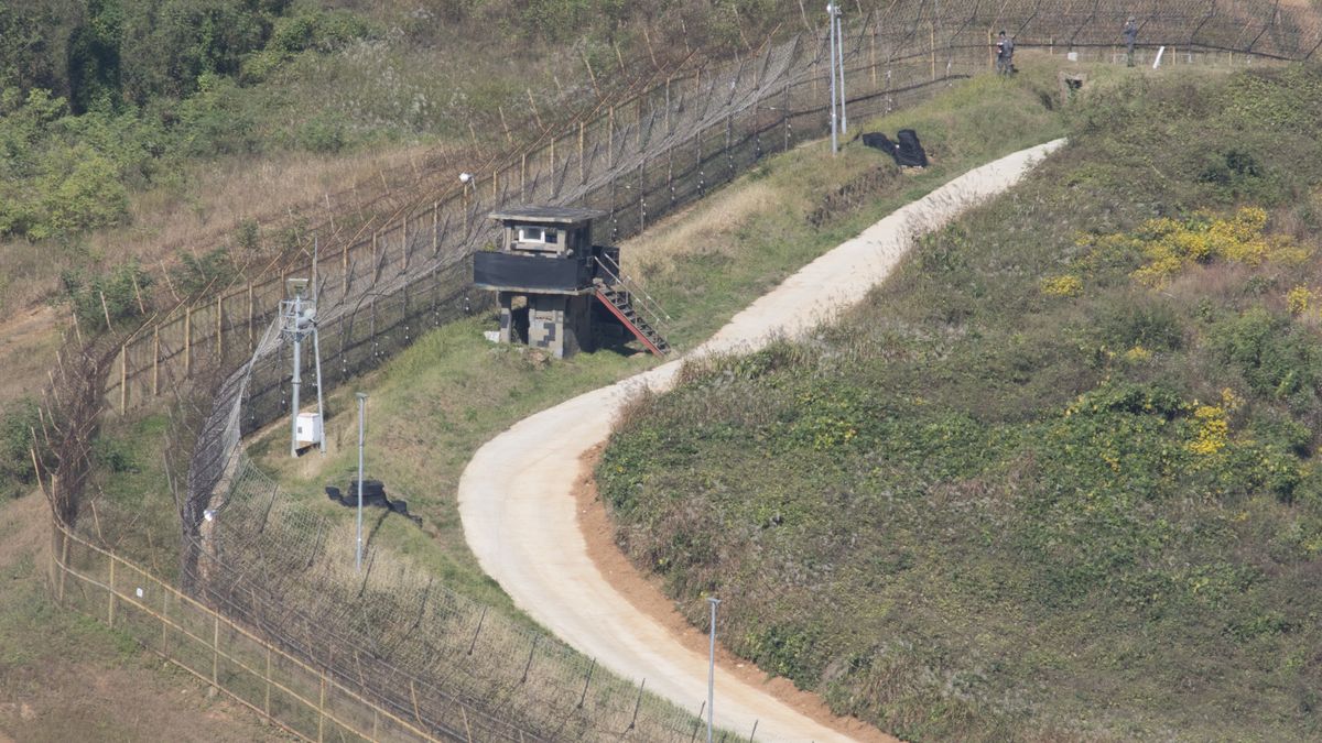 Strefa Zdemilitaryzowana (DMZ) dzieląca dwie Koree