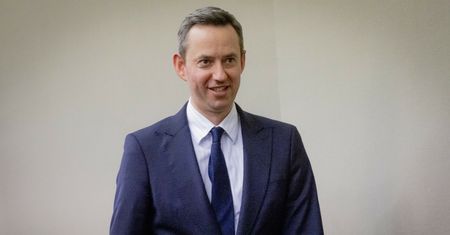 Ruch wyprzedzający PiS. Ociepa kandydatem