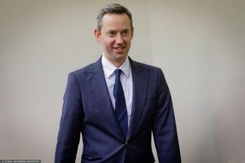 Ruch wyprzedzający PiS. Ociepa kandydatem
