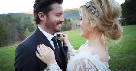 Zobaczcie ślubne wideo Kelly Clarkson!