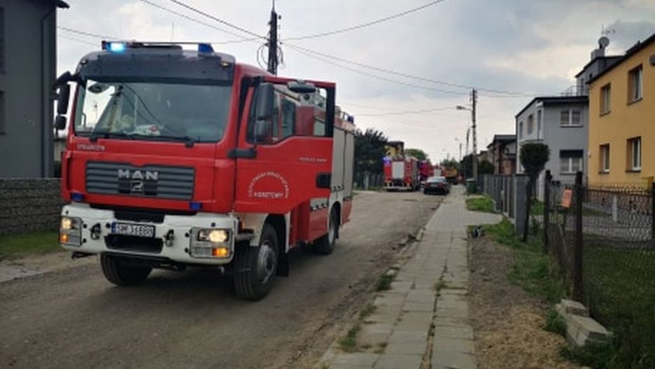 Dwie osoby zostały poszkodowane w pożarze domu w Mysłowicach.