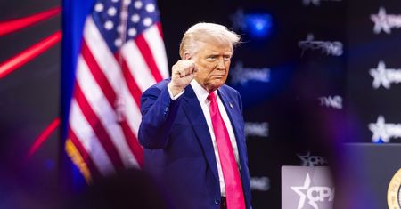 Napięcie rośnie. Spór przed G7, Trump na linii z premierem Kanady