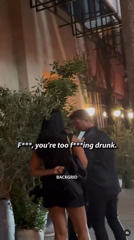 Robin Thicke szarpie się przed klubem z matką swoich dzieci