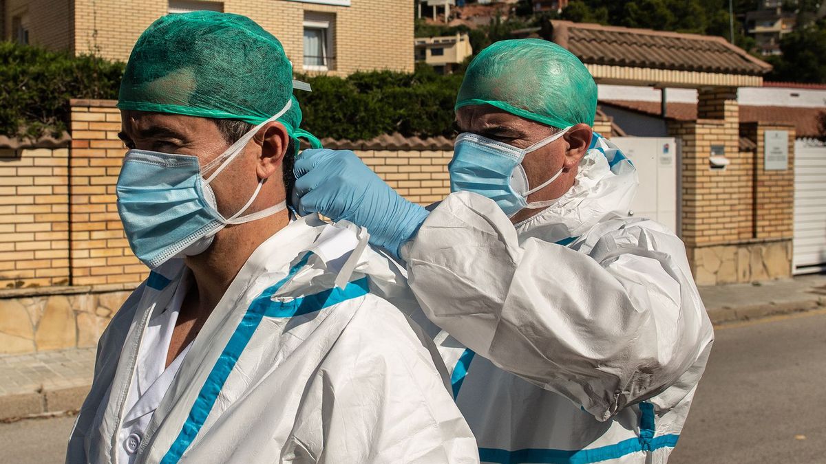 Eksperci ostrzegają przed drugą falą epidemii. 