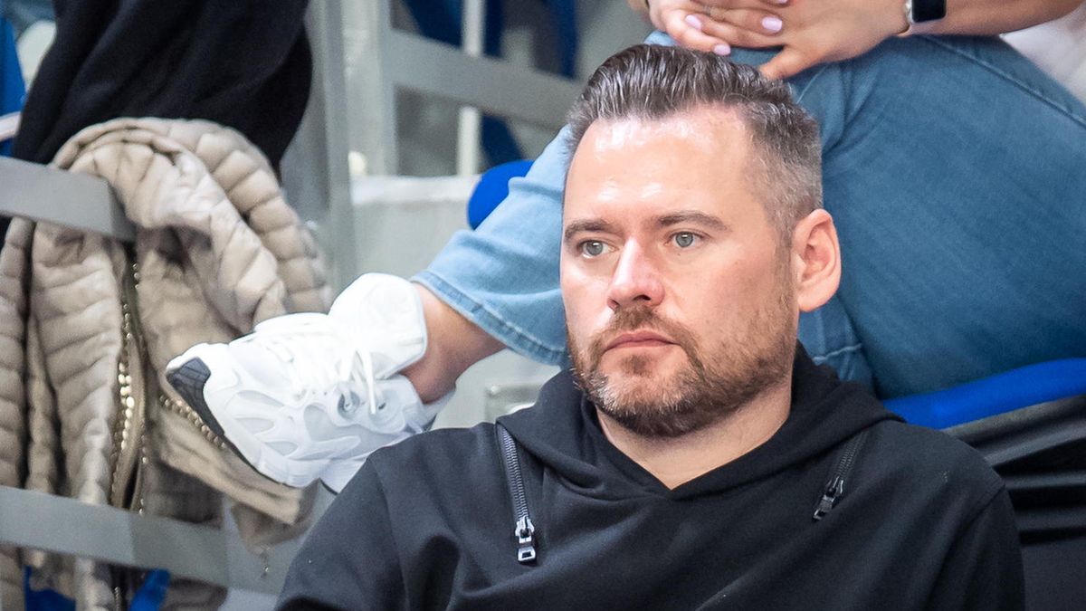 Krzysztof Stanowski
W�oc�awek, 04.05.2022. Dziennikarz Krzysztof Stanowski, podczas pierwszego meczu p�fina�owego Ekstraklasy koszykarzy Anwil W�oc�awek - Legia Warszawa, 4 bm. (tz/ran)PAP/Tytus �mijewski
Tytus �mijewski
dziennikarz Krzysztof Stanowski, ekstraklasa koszykarzy, kosz, koszykarze, koszyk�wka, liga, mecz, m�czyzn, play off, p�fina�, sport