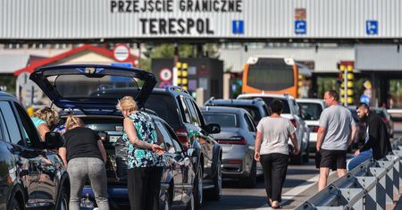 Zaskoczenie na granicy z Białorusią. "Zawracają i jadą zwracać towar"