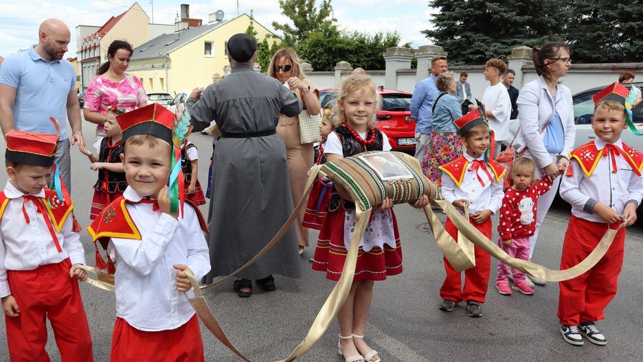 Procesja Bożego Ciała przeszła przez ulice Łęczycy