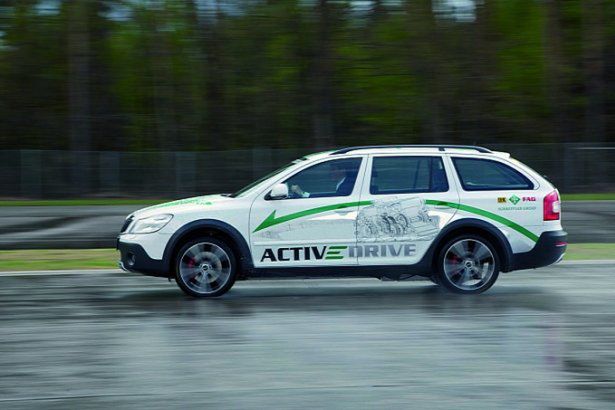 Elektryczna Škoda Octavia Scout z innowacyjnym napędem!