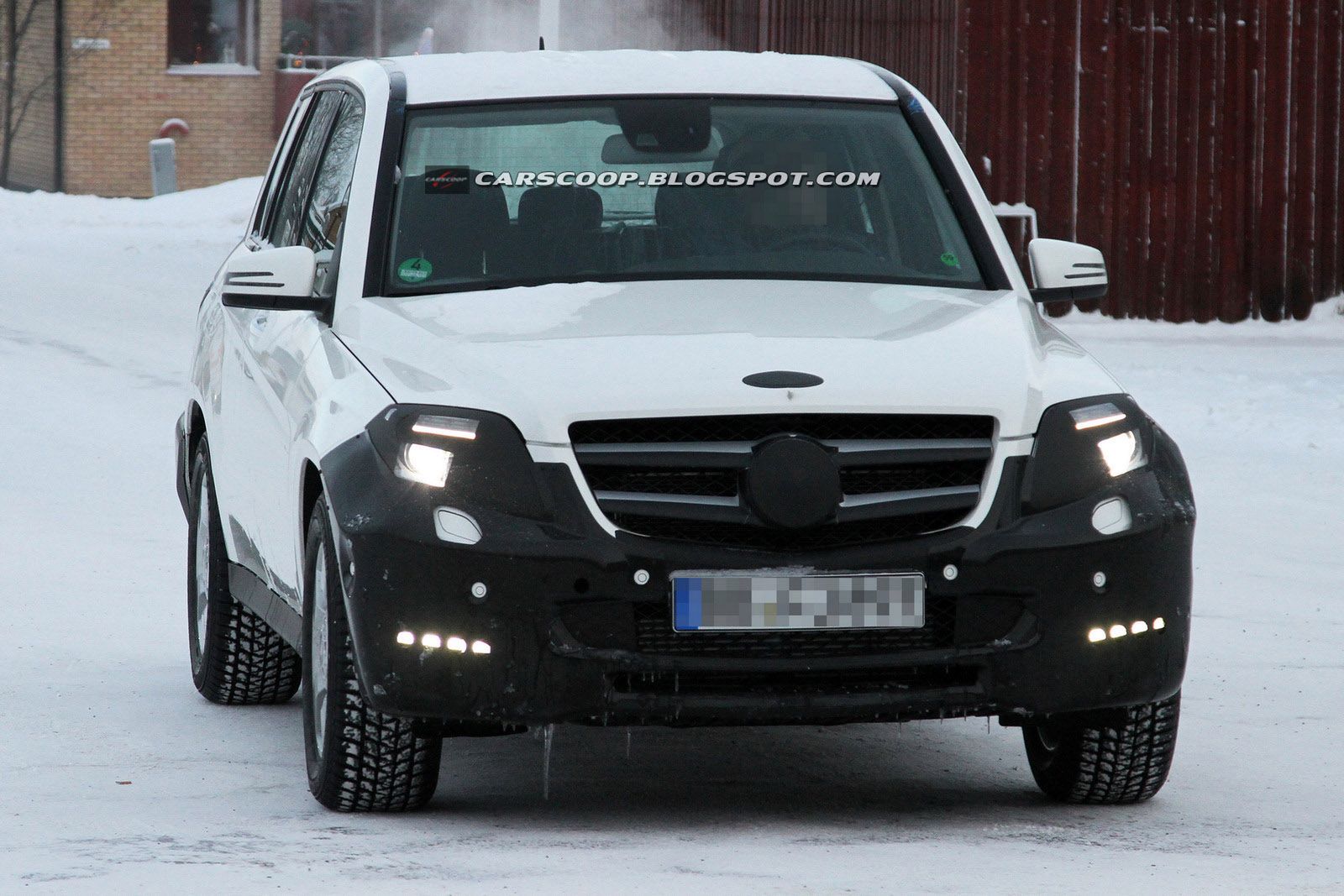 2013-Mercedes-Benz-GLK