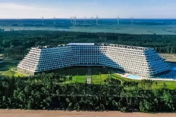 Hotel Gołębiewski w Pobierowie już działa. Niemcy nie mogą uwierzyć