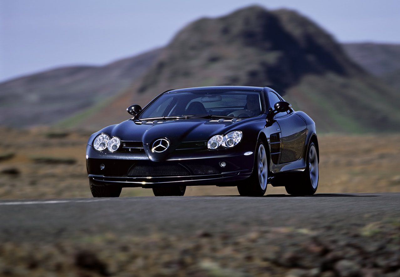 Kupił SLR-a po Paris Hilton, wydał krocie na serwis. Można by za to mieć niezłe auto