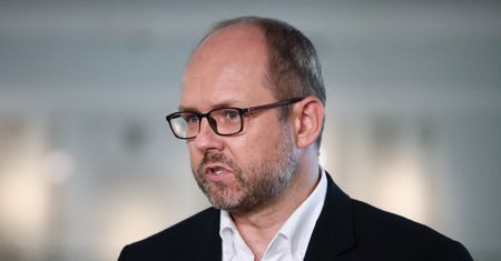 Afera ws. amunicji. Wziął w obronę decyzję Morawieckiego