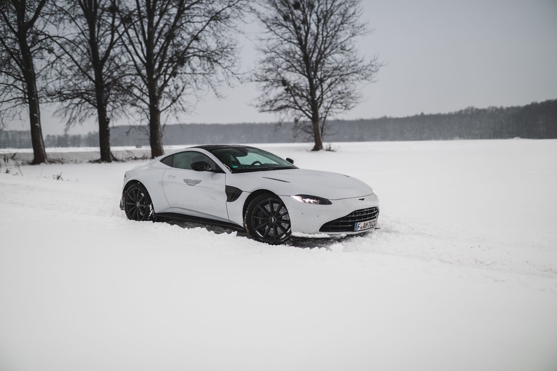 Aston Martin Vantage (2022)